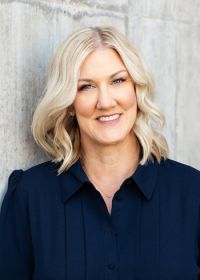 Phaedra Wilson loan officer with altitude home loans